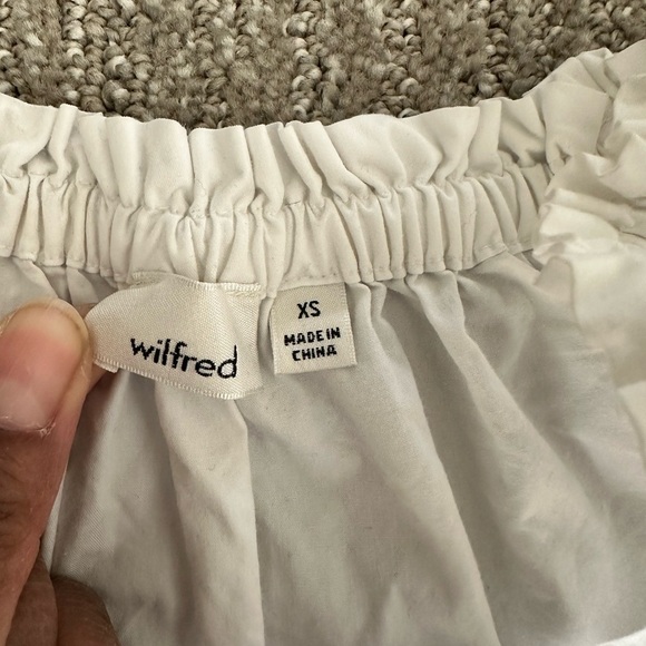 Aritzia Wilfred Off The Shoulder White Crop Blouse Size XS - Picture 3 of 3